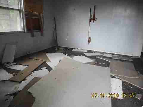 5631 Hartford (10)_m.jpg